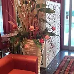 Hotel La Grotta 3*