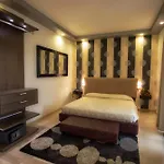 La Grotta 3*