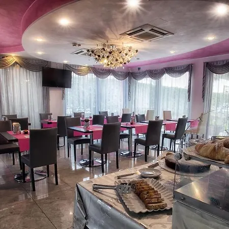 Hotel La Grotta 3*