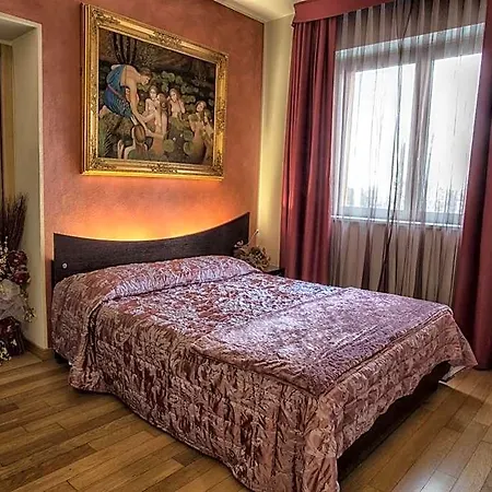La Grotta فندق